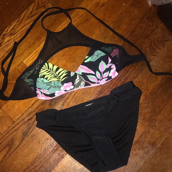 Xhilaration Other - Tropical bikini set